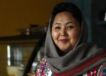 برداشتن گام‌های کوچک را در راستای پیش‌رفت جامعه حقیر نشماریم