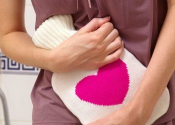 بکارت، شیفته‌گی مرد به خون