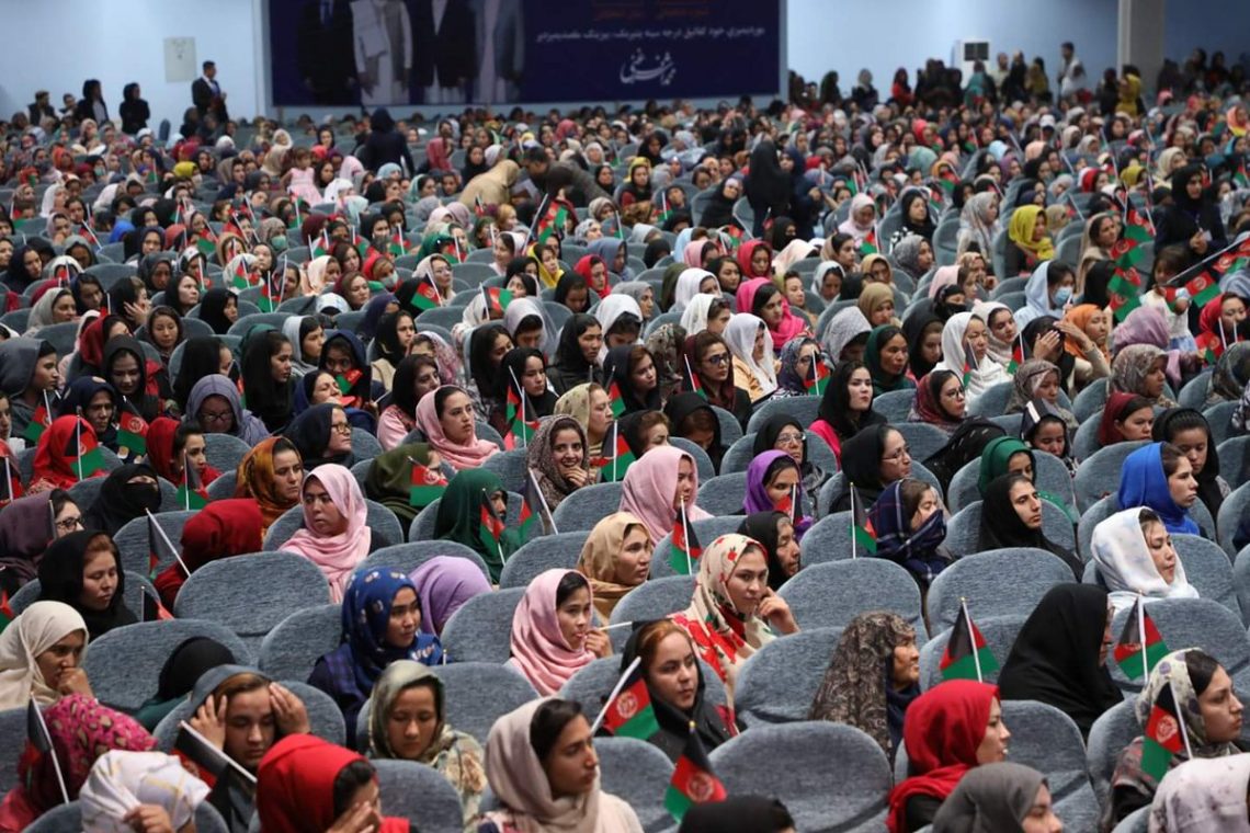 استفاده ابزاری از زنان در صلح و سیاست افغانستان