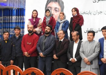 پیوند ادبی و سیاسی میان دو کشور هم‌زبان