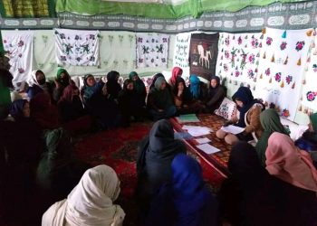 صنایع دستی زنان دایکندی از خانه به خیابان