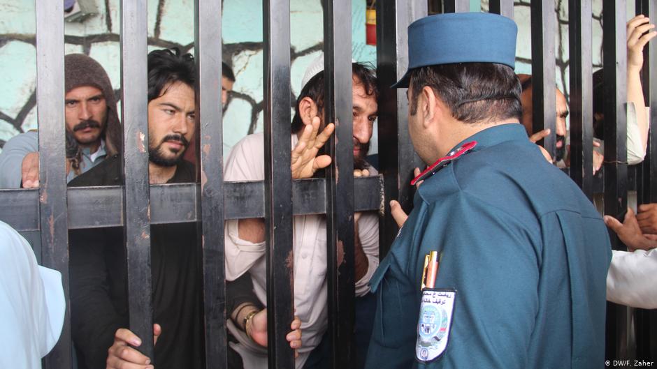 حقوق بشر در زندان‌های افغانستان؛ شکنجه، زولانه، بدرفتاری با زنان، بی‌سرنوشتی و غذای نامناسب