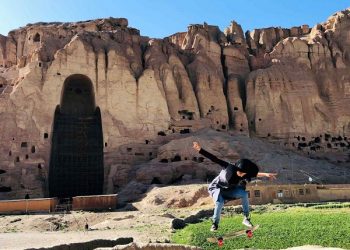 خشونت علیه زنان در بامیان: «برای رسیدگی به قضایای خشونت به امید طالبان نباید نشست»