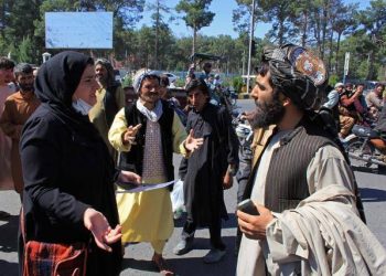 آیا طالبان می‌توانند زنان را از صحنه دور کنند؟