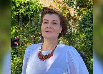 گفت‌وگوی ویژهٔ با شهزاده سمرقندی؛  دشمنی با نوروز دشمنی با زندگی و حلقهٔ طبیعی اجتماع است