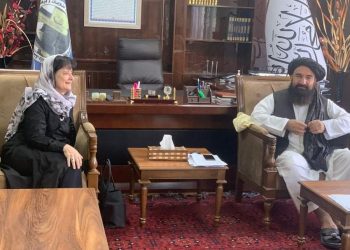 لاینز؛ خواهان بازگشایی فوری مکاتب دخترانه شد