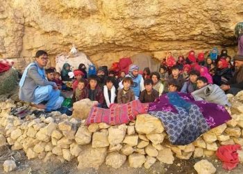 اوچا: در اثر حمله طالبان بر مردم بلخاب ۲۷ هزار نفر آواره شده‌اند