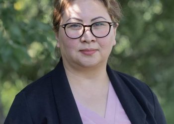 یک زن مهاجر افغانستانی به شورای شهر سویدن راه یافت