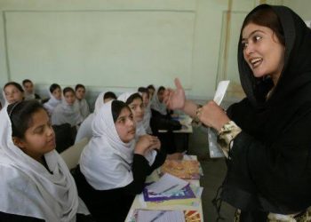 یونیسیف: قهرمانان امروز معلمان جوان زن افغانستان هستند