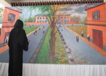 محرومیت دختران از آموزش؛ دانش‌آموزان با هنر نقاشی به مسدود ماندن مکاتب اعتراض کردند