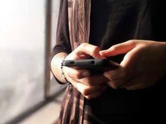 طلاقم را از طریق پیام خبر داد