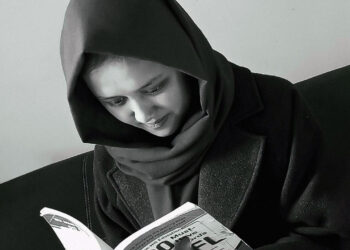 جهان بدون سانسور | عادله اخلاقی