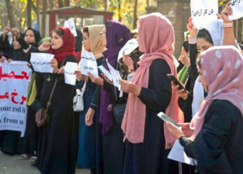 از مبارزه‌ی زنانه تا روایت مستقلانه