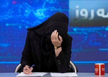 ریچارد بنت: خبرنگاران زن در افغانستان با محدودیت‌های اسفناک و خطر جانی کار می‌کنند