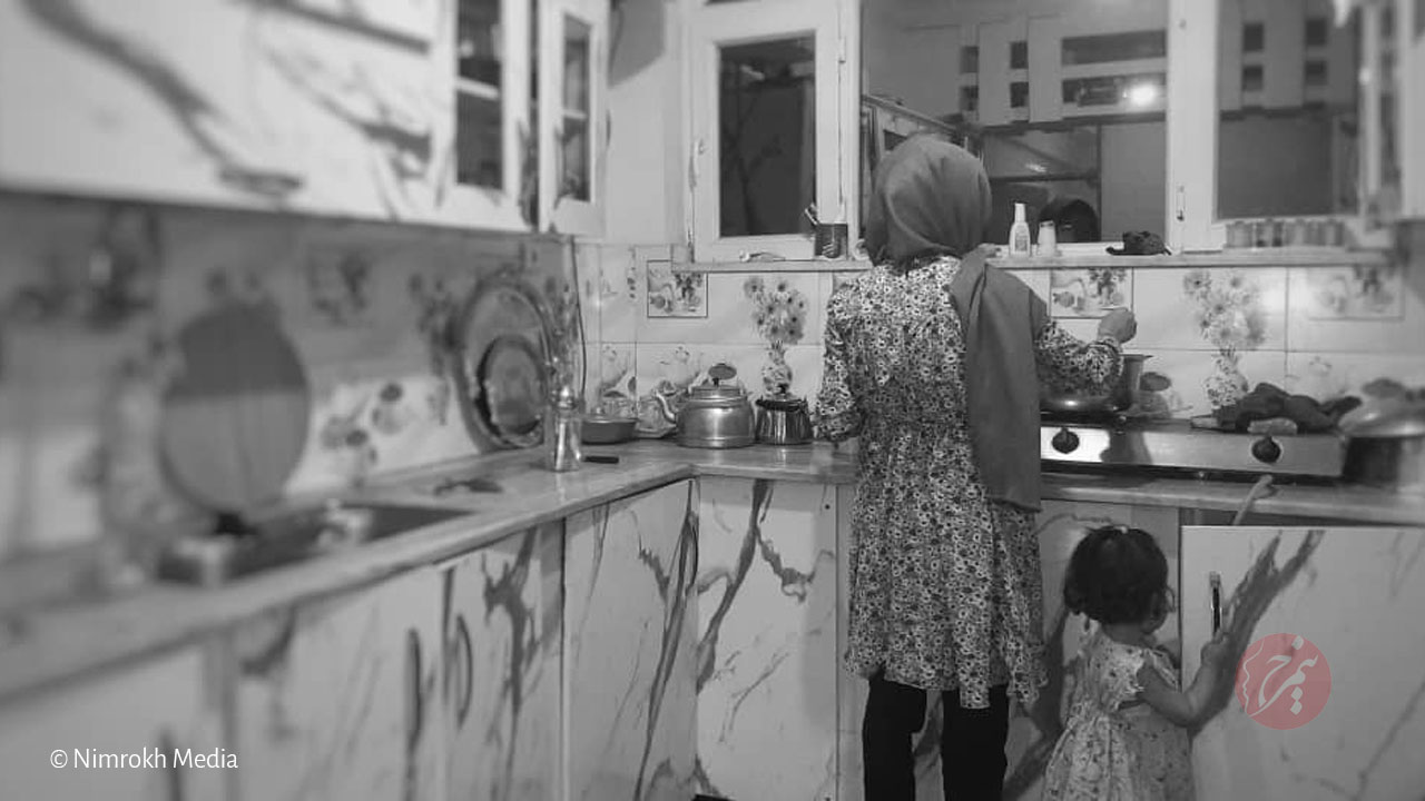 از-دموکرات-تا-طالب