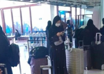 گروه طالبان مانع سفر تحصیلی ۱۰۰ دانشجوی دختر به «دبی» شدند