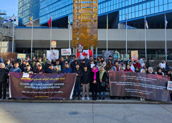 معترضان در کلگری، کانادا؛ گروه طالبان تمام ارزش‌های انسانی را نقض نموده و آینده زنان و کودکان را به نابودی مواجه کرده است