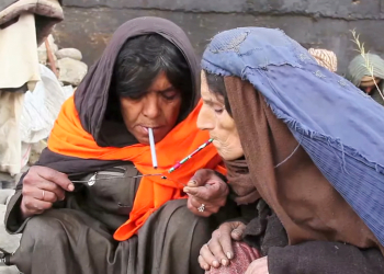 اعتیاد زنان در شهرستان‌های زیباک و اشکاشمِ استان بدخشان