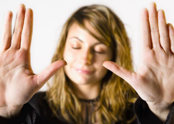 زنان باید «نه» گفتن را بیاموزند