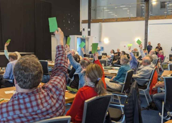 گزارش کمیته همبستگی با افغانستان در نشست سالانه 5 گزارش کمیته همبستگی با افغانستان در نشست سالانه گزارش کمیته همبستگی با افغانستان در نشست سالانه