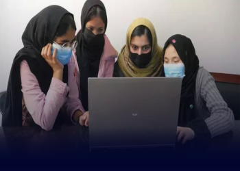 بستن آخرین پنجره؛ قطع انترنت ضربه دیگربه زنان و دختران