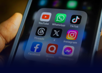 محدودیت بر شبکههای اجتماعی و اینترنت در افغانستان؛ مانعی برای آزادی بیان و سد راه مقاومت زنان 1 محدودیت بر شبکههای اجتماعی و اینترنت در افغانستان؛ مانعی برای آزادی بیان و سد راه مقاومت زنان محدودیت بر شبکههای اجتماعی و اینترنت در افغانستان؛ مانعی برای آزادی بیان و سد راه مقاومت زنان